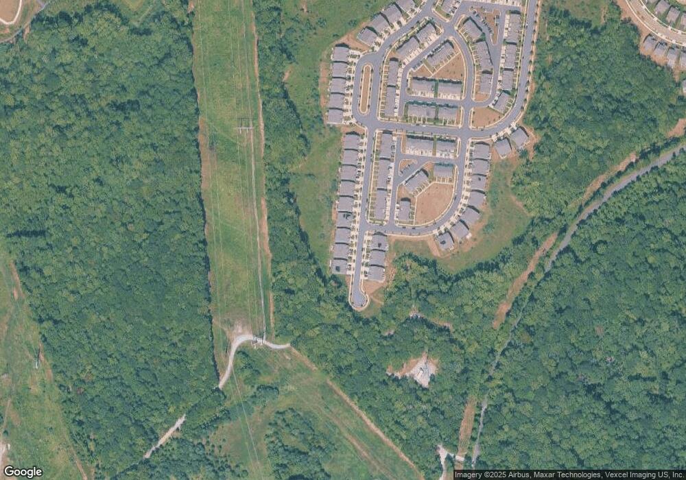 18212 Red Mulberry Rd, Dumfries, VA 22026 - photo 1