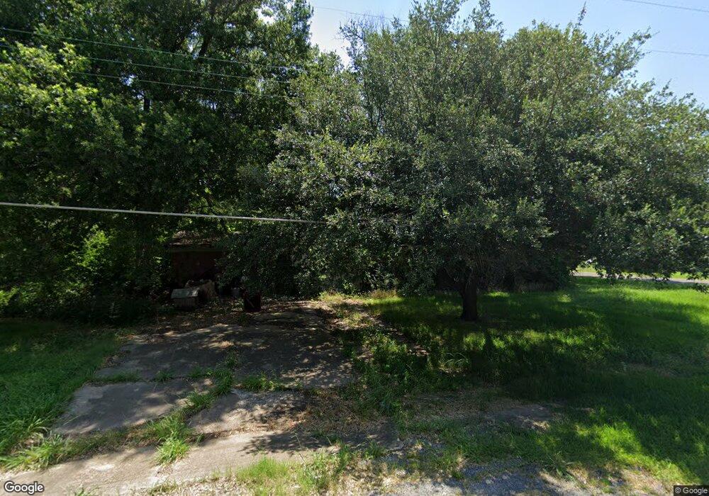 2000 Agnew St, Bonham, TX 75418 - photo 1