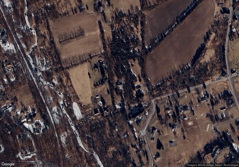 4568 E Campbell Rd, Pennsburg, PA 18073 - photo 1