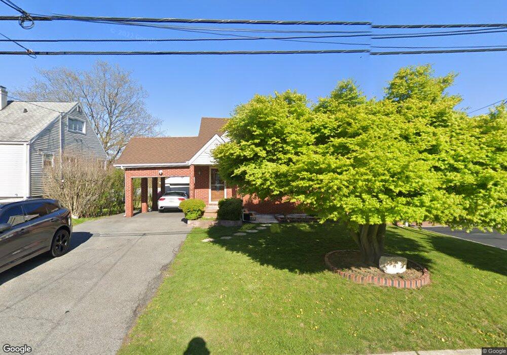 49 Heathcote Rd, Yonkers, NY 10710 - photo 1