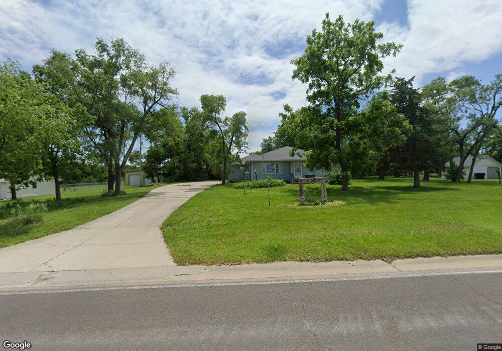 8321 SW 21st St, Topeka, KS 66615 - photo 1