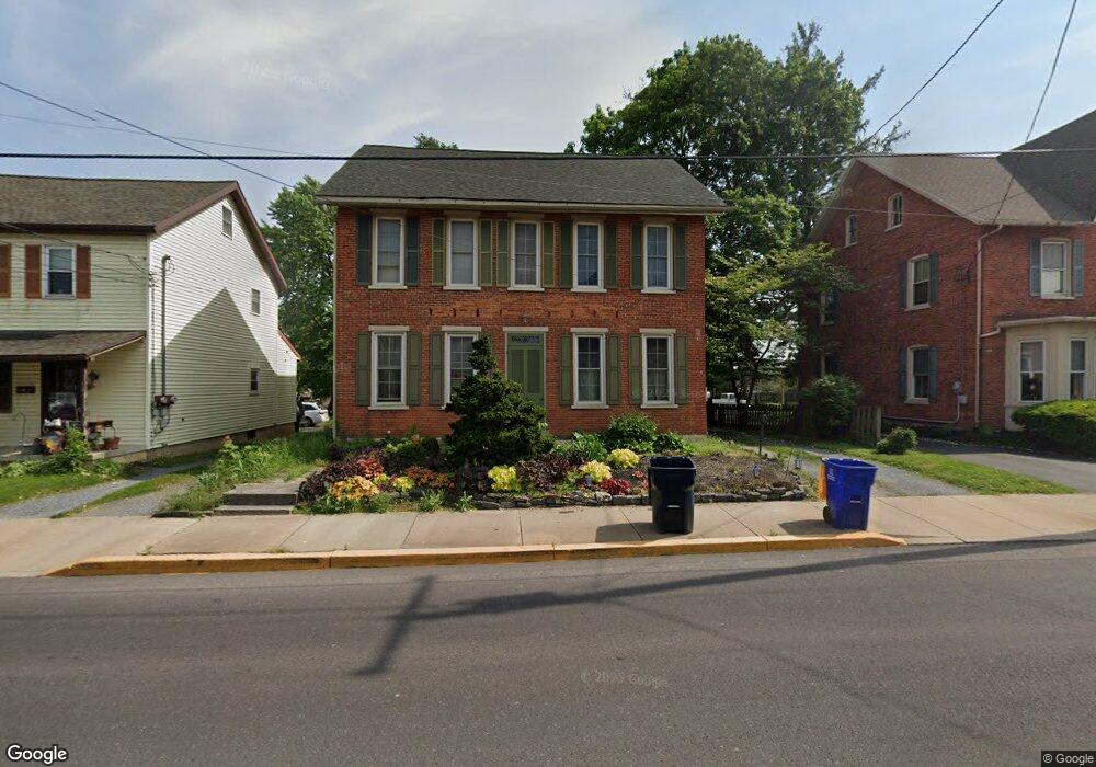 216 W Main St, New Holland, PA 17557 - photo 1