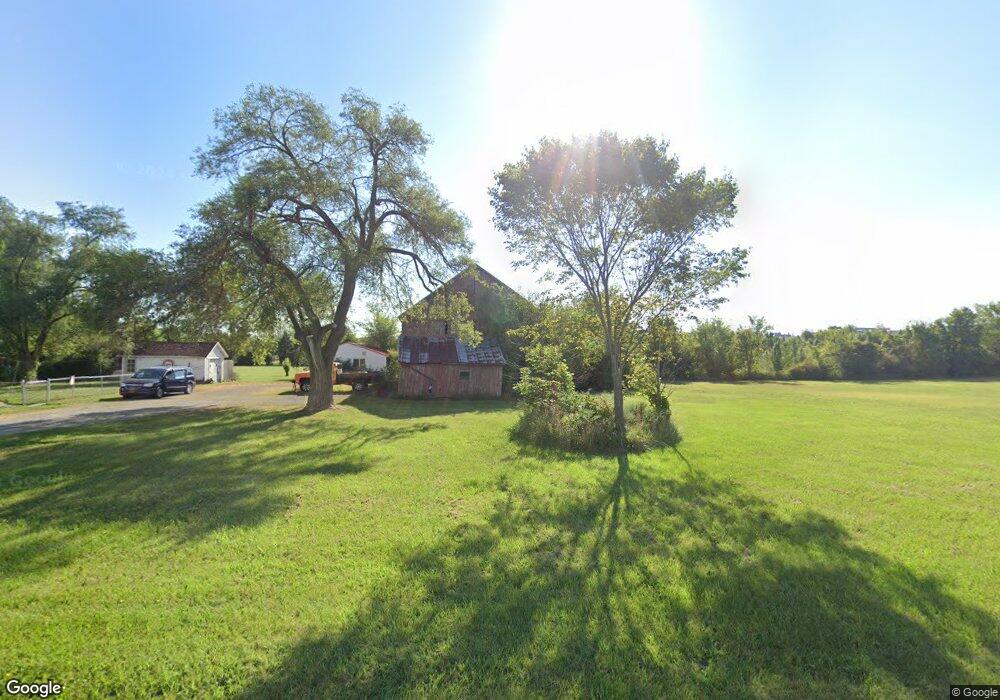 890 Fetter Rd, Lima, OH 45801 - photo 1