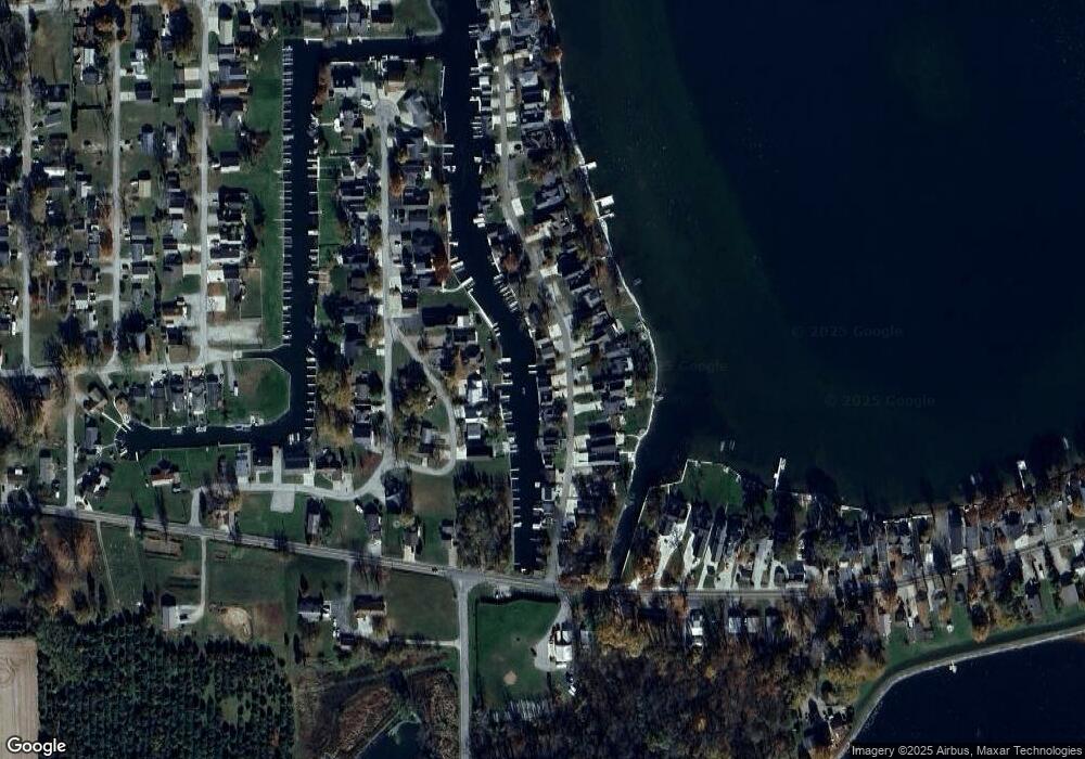 9785 N Bayshore Dr, Syracuse, IN 46567 - photo 1