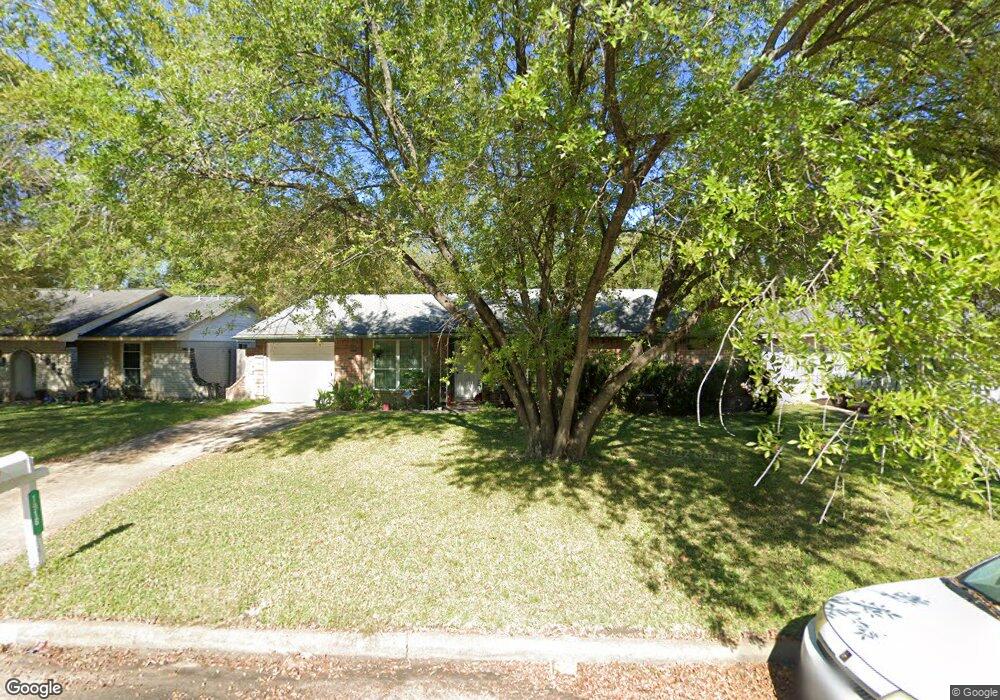 1918 Dormstom Ln, Houston, TX 77088 - photo 1