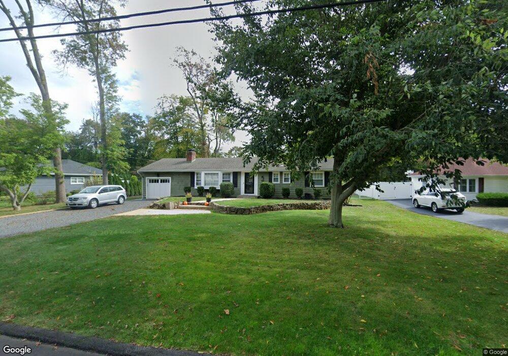 80 Rutledge Dr, Red Bank, NJ 07701 - photo 1