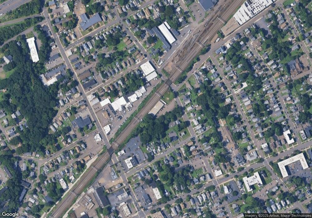 732 Washington Ave, West Haven, CT 06516 - photo 1