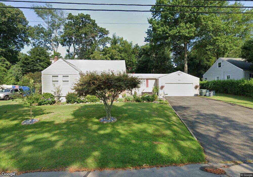 281 Jennings Ave, Bridgeport, CT 06610 - photo 1