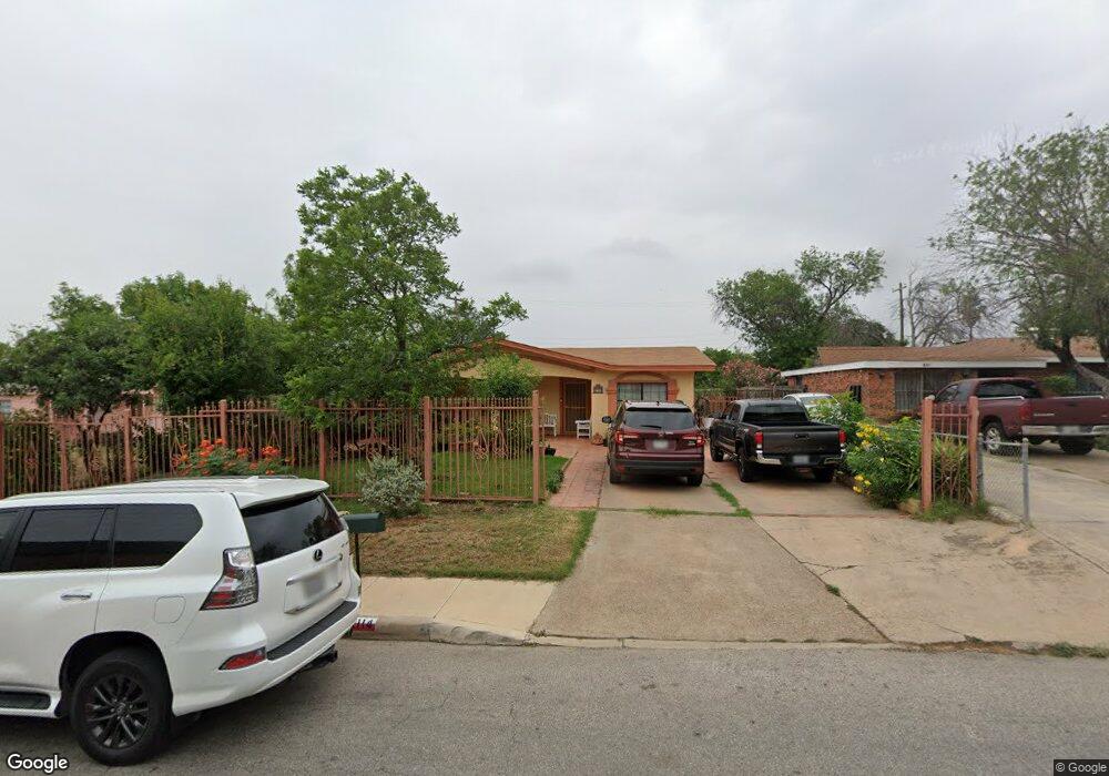 2114 E Ash St, Laredo, TX 78043 - photo 1