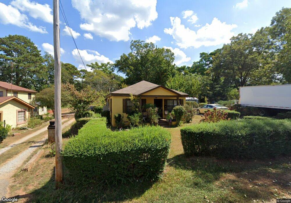 227 Jackson St, Barnesville, GA 30204 - photo 1