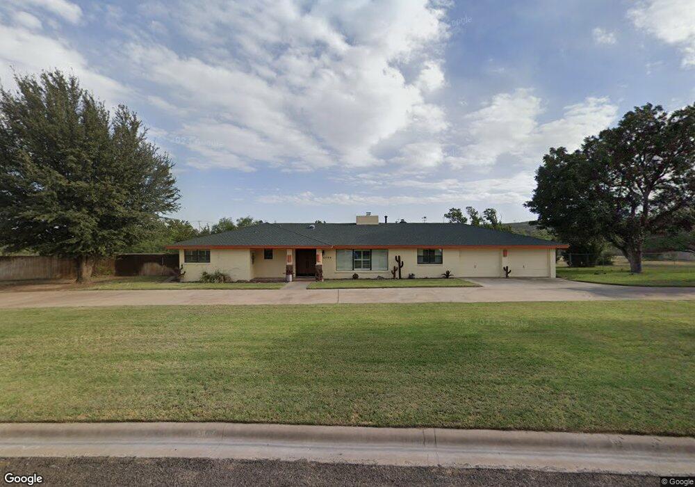2304 Roberts Dr, Big Spring, TX 79720 - photo 1