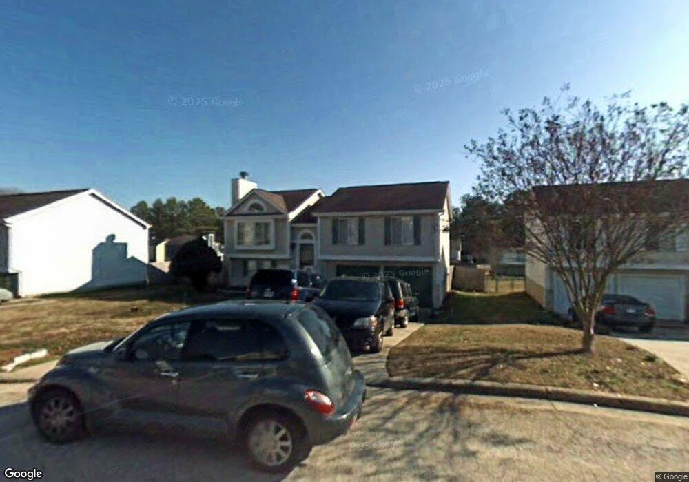 6111 Raintree Bend, Lithonia, GA 30058 - photo 1