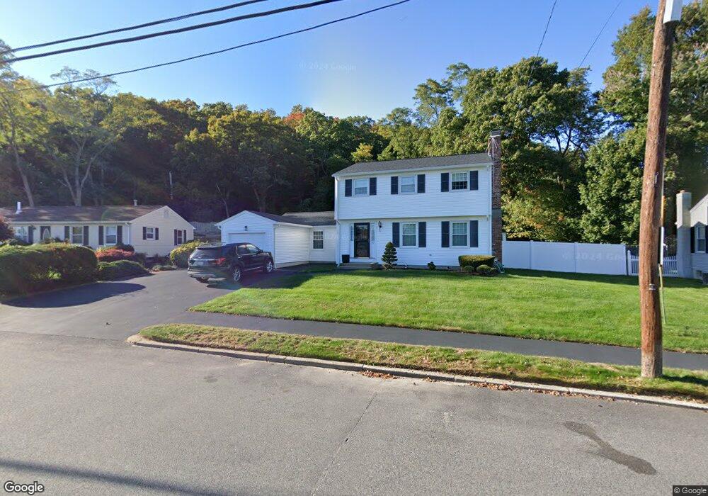 97 Locust Glen Dr, Cranston, RI 02921 - photo 1