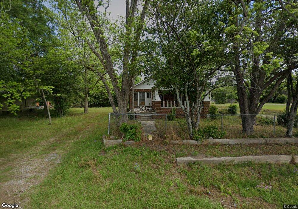 516 E Oconee St, Fitzgerald, GA 31750 - photo 1