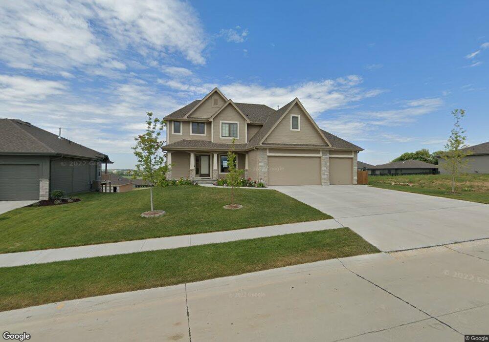10214 Caspian Dr, Papillion, NE 68046 - photo 1
