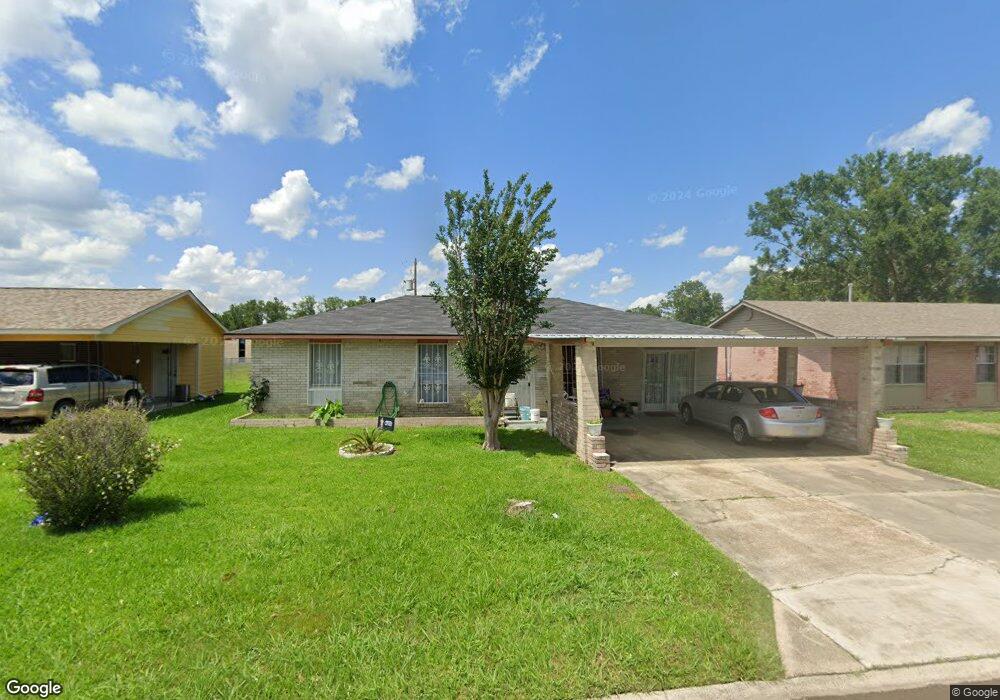 2929 Hillcrest Dr, Lake Charles, LA 70615 - photo 1