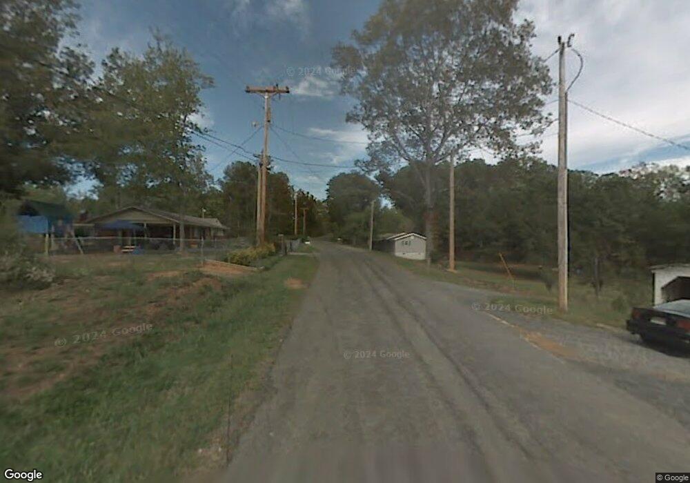 328 Stacy Rd NE, Dalton, GA 30721 - photo 1