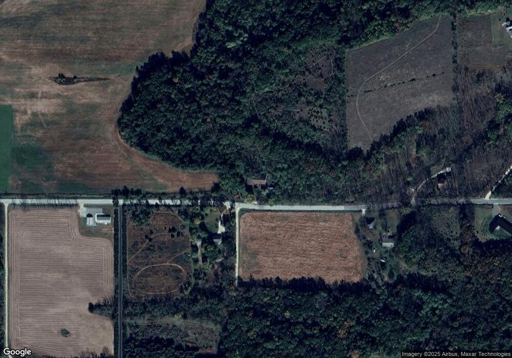 5796 Alpine Rd, Brooklyn, WI 53521 - photo 1