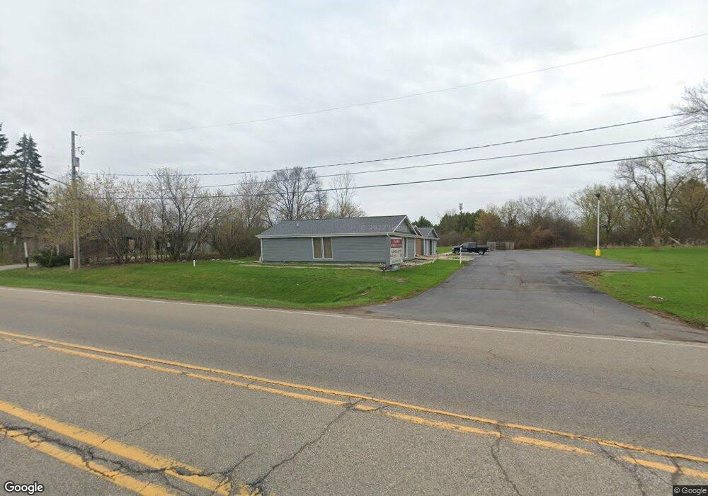 4058 N Linden Rd, Flint, MI 48504 - photo 1