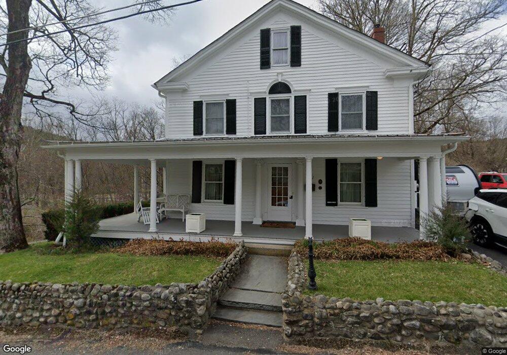 102 Broad St, Milford, PA 18337 - photo 1