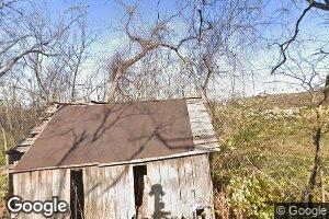 107 E Mattie Rd, Breezewood, PA 15533