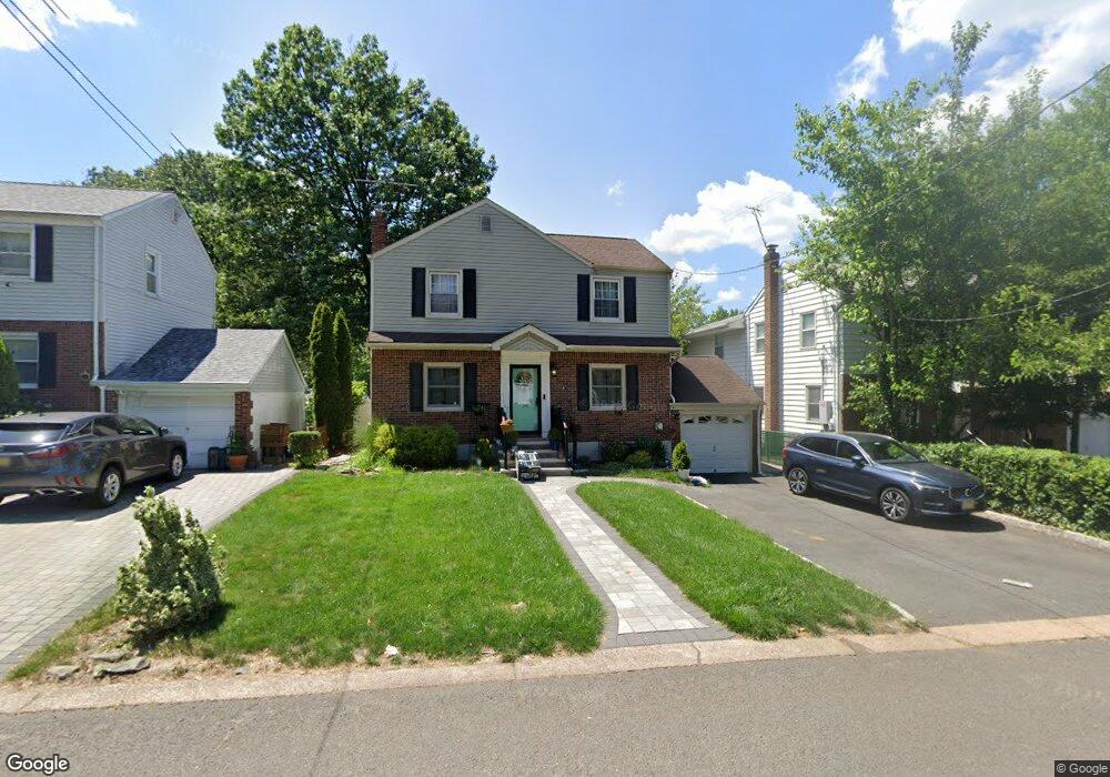 24 Hillcrest Dr, Dumont, NJ 07628 - photo 1