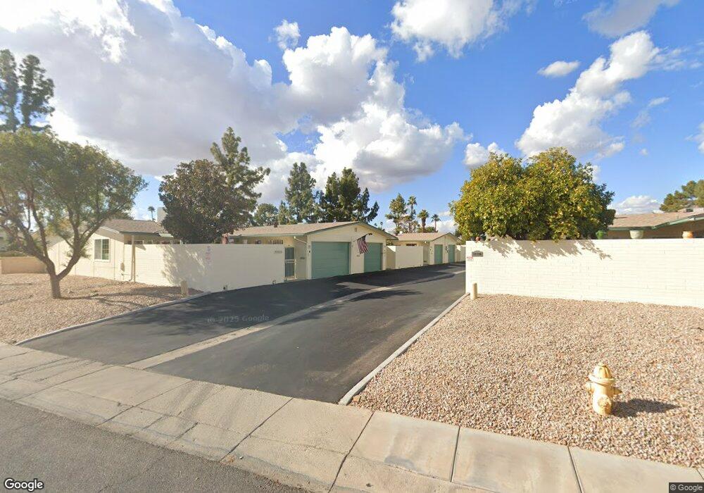 10532 W Highwood Ln, Sun City, AZ 85373 - photo 1