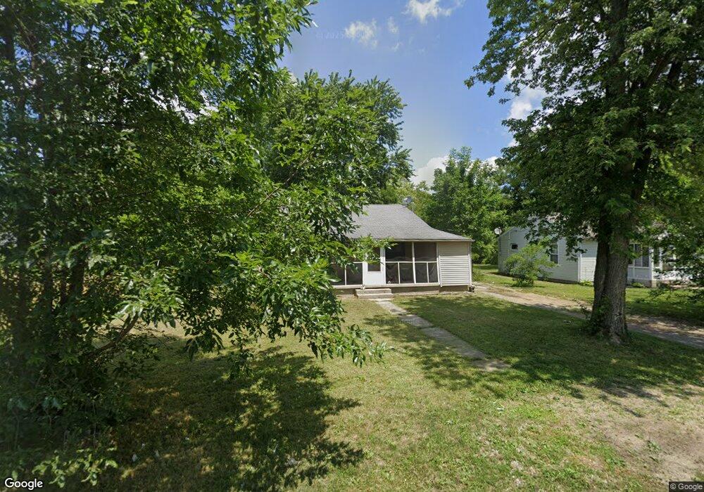 114 E Andover Ave, Muncie, IN 47303 - photo 1