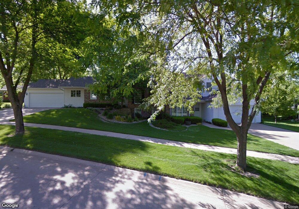 3625 Timberline Dr NE unit 3, Cedar Rapids, IA 52402 - photo 1