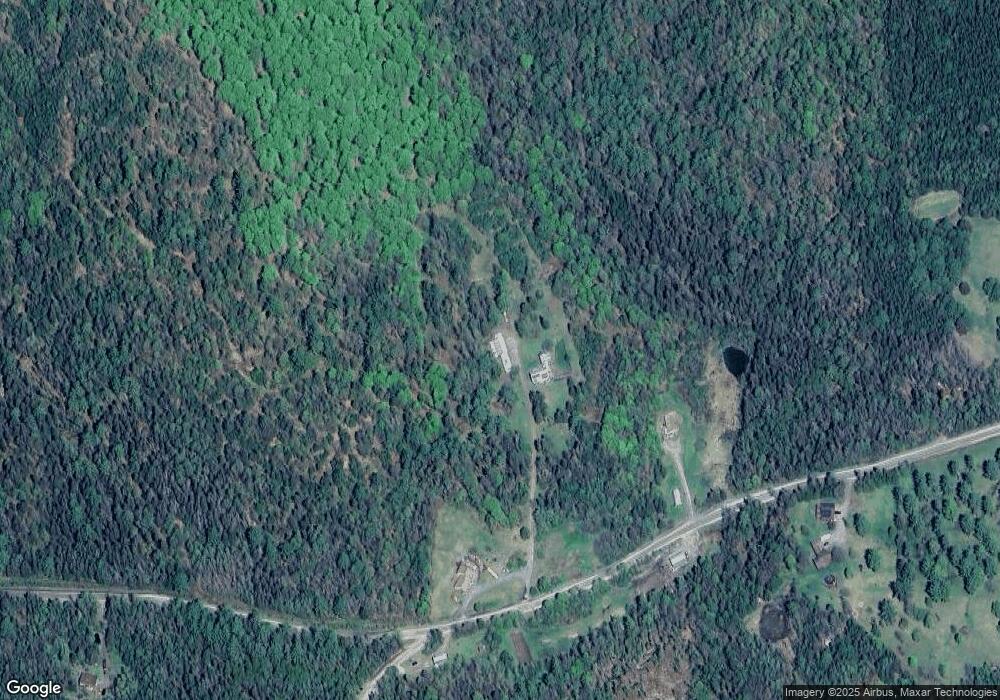 684 Cold Hill Rd, Lyndonville, VT 05851 - photo 1