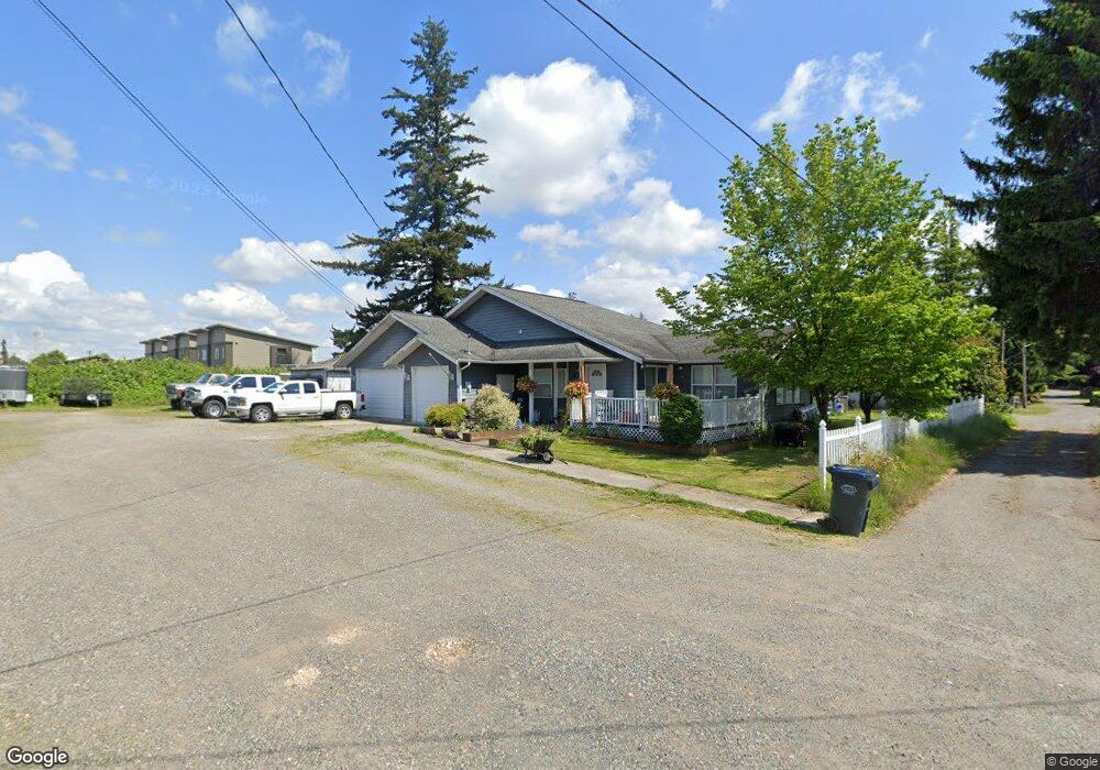 208 Cedar St, Lynden, WA 98264 - photo 1