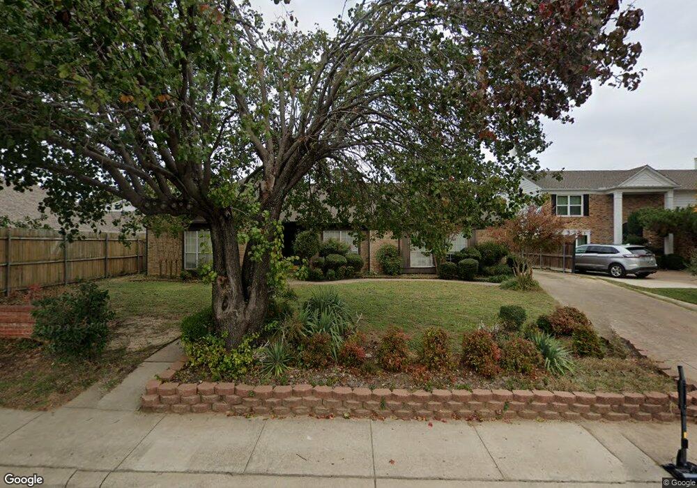 808 W Glade Rd, Hurst, TX 76054 - photo 1