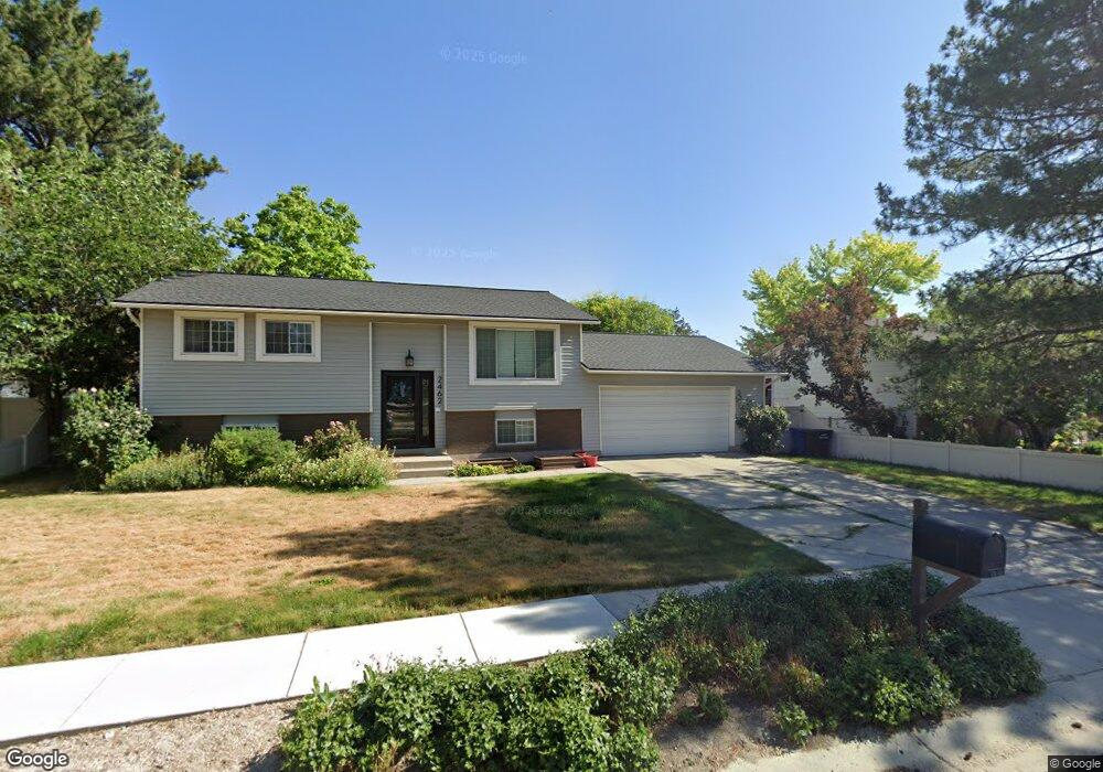 2462 Laguna Dr, West Jordan, UT 84088 - photo 1