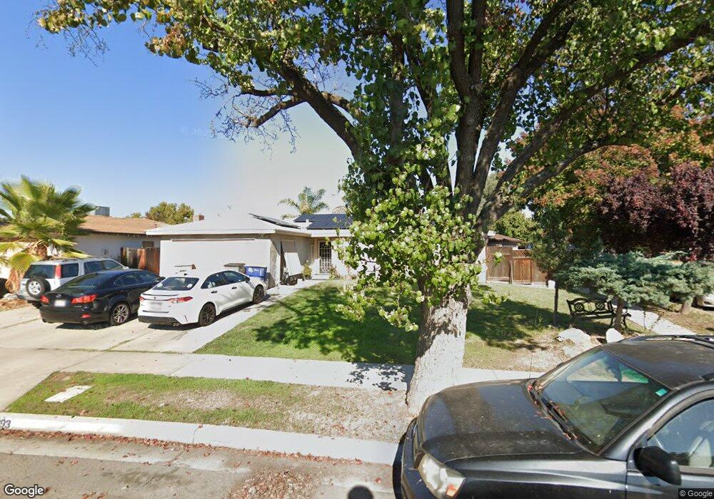 5893 E Pontiac Way, Fresno, CA 93727 - photo 1