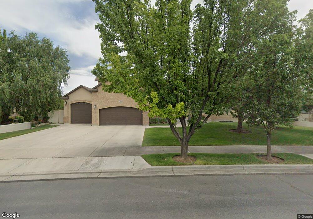 10693 S Willow Valley Rd, South Jordan, UT 84095 - photo 1