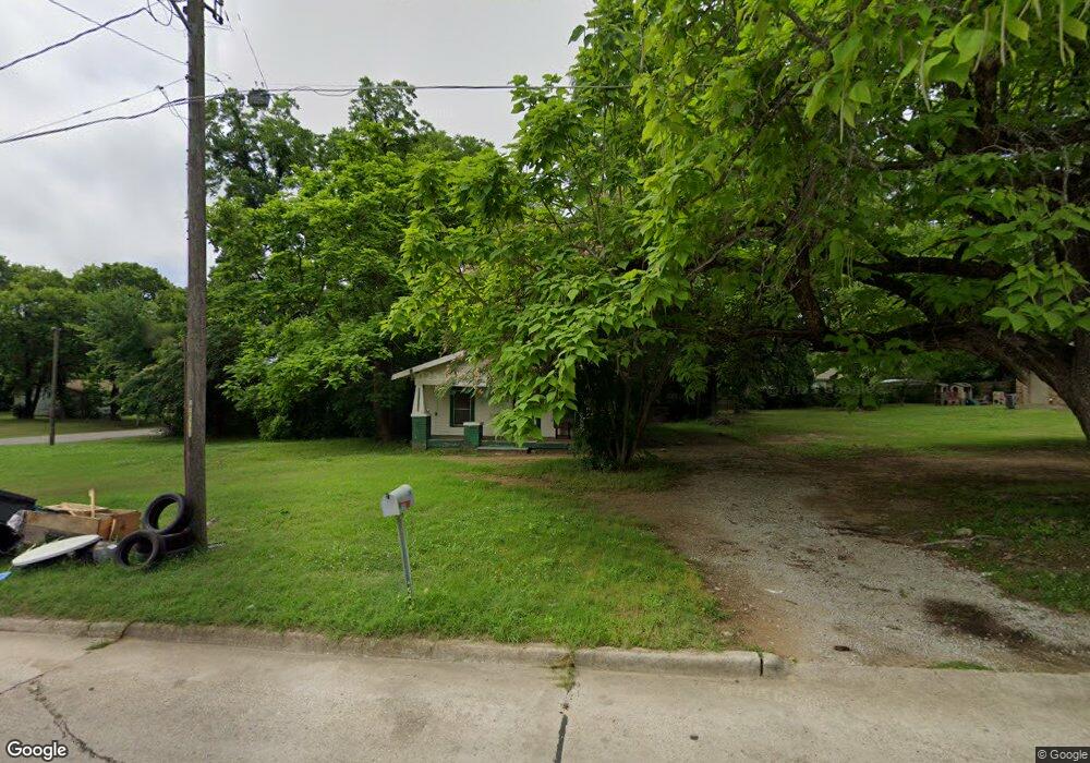 724 E Main St, Ardmore, OK 73401 - photo 1