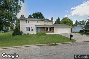 205 16th Ave SE, Devils Lake, ND 58301