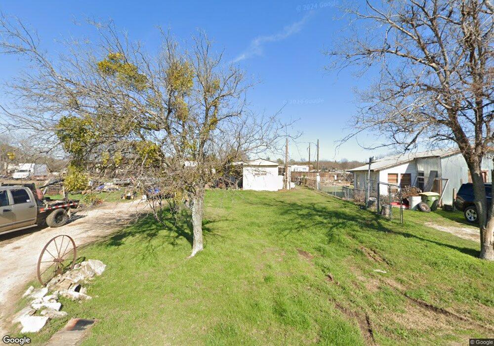 837 Lois Cir, Granbury, TX 76049 - photo 1