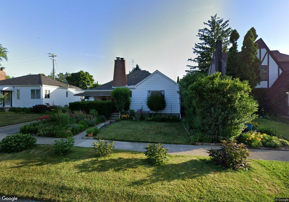 2207 Pierce St, Flint, MI 48503 - photo 1