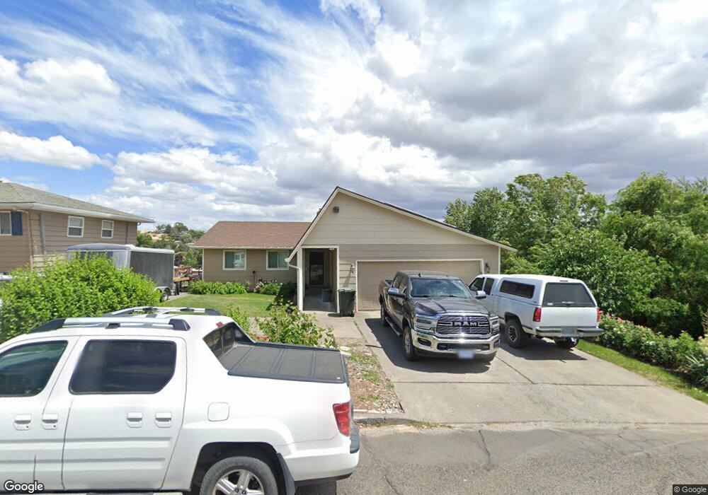 720 NW 12th St, Pendleton, OR 97801 - photo 1