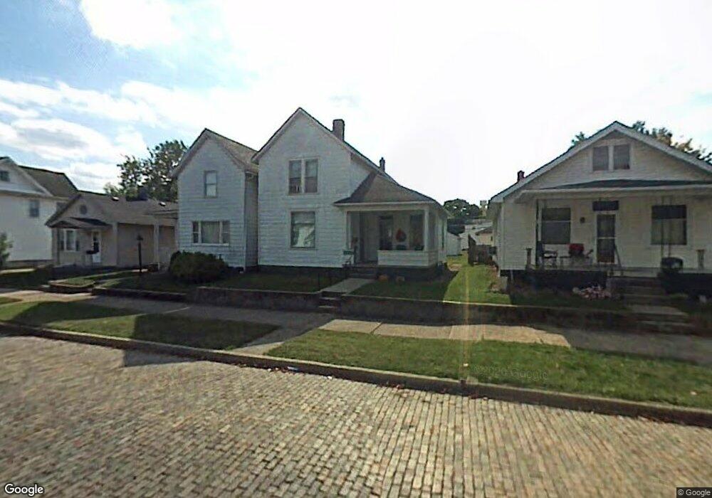 343 E Franklin St, Circleville, OH 43113 - photo 1