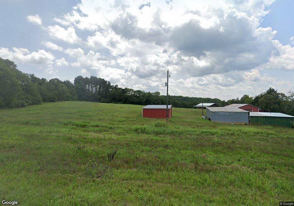 637 N Maple Rd, Callands, VA 24530 - photo 1