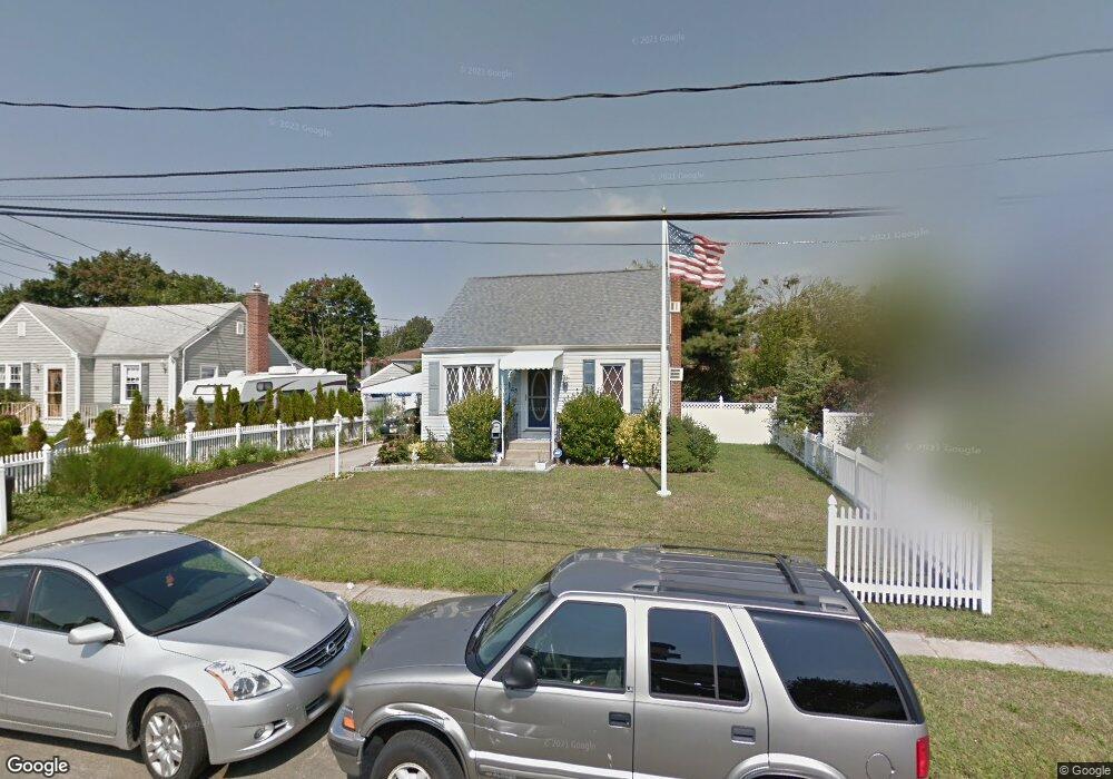 65 Harding St, Copiague, NY 11726 - photo 1