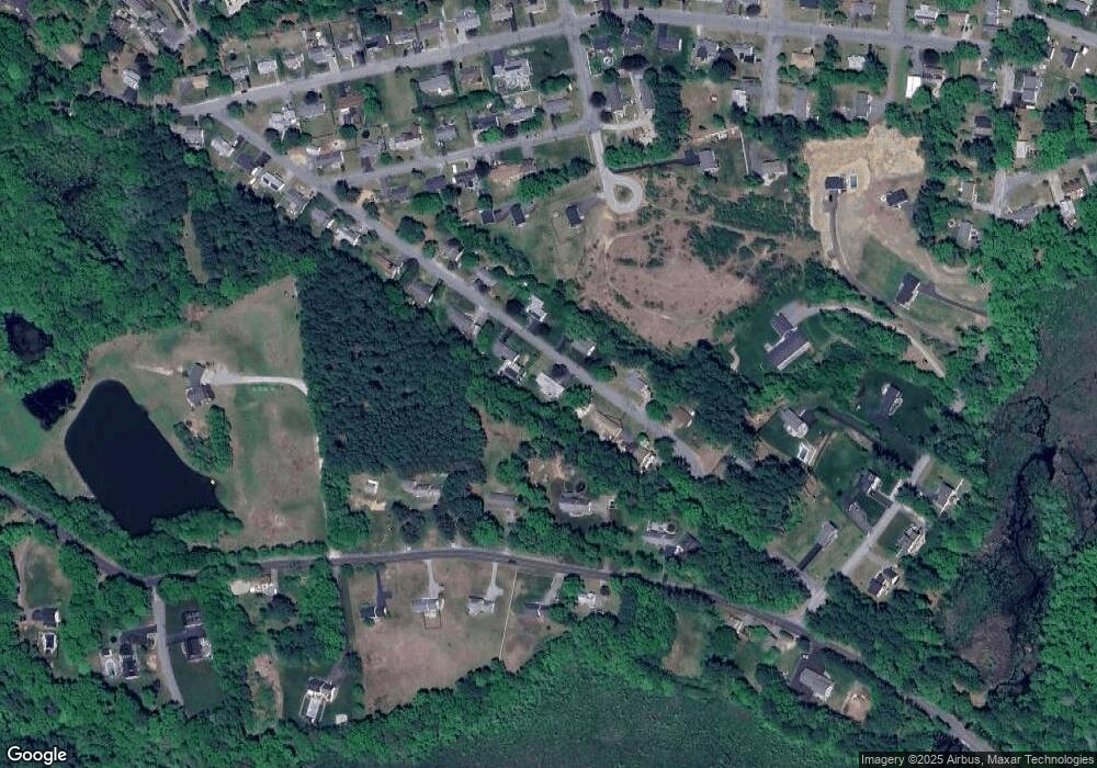 33 Bonnette Ave, Thompson, CT 06277 - photo 1