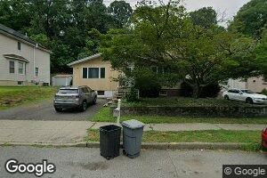 125 Rock Rd, Hawthorne, NJ 07506