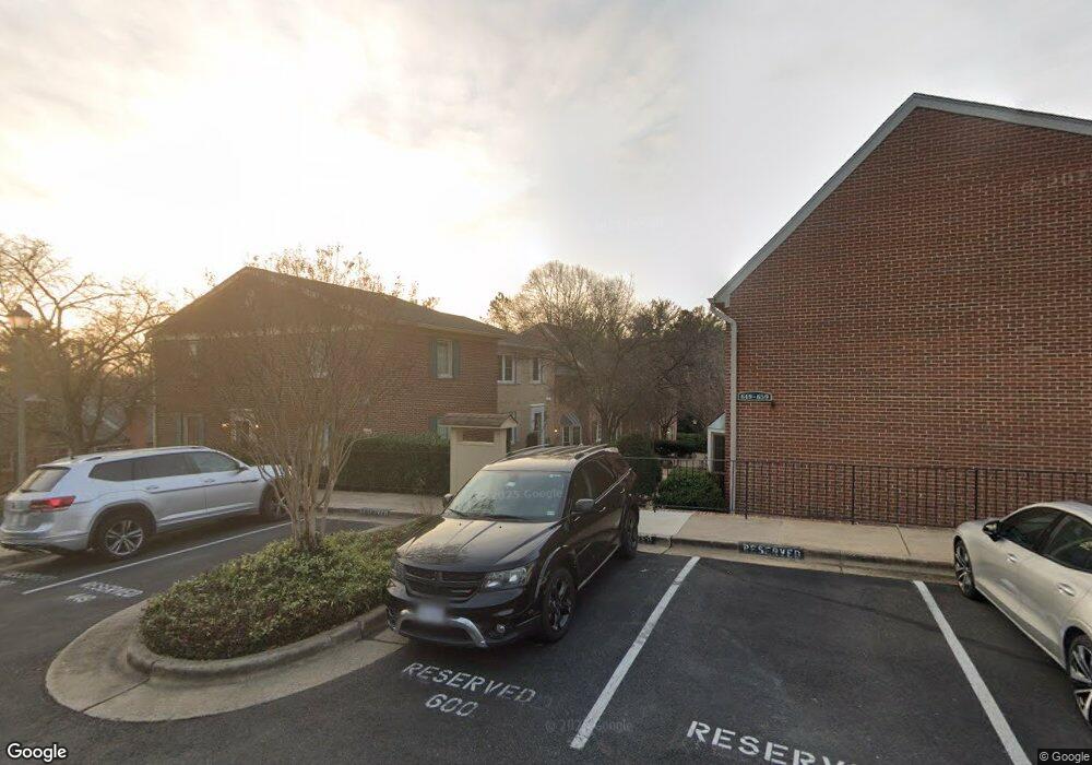 665 N Armistead St unit 72, Alexandria, VA 22312 - photo 1