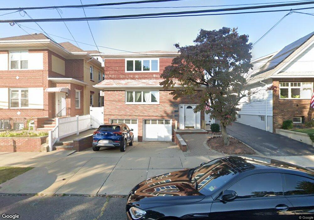 611 Lake Ave, Lyndhurst, NJ 07071 - photo 1