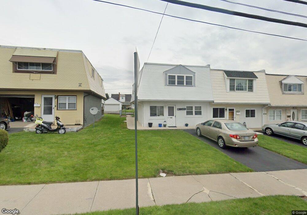 879 N Graham St, Allentown, PA 18109 - photo 1