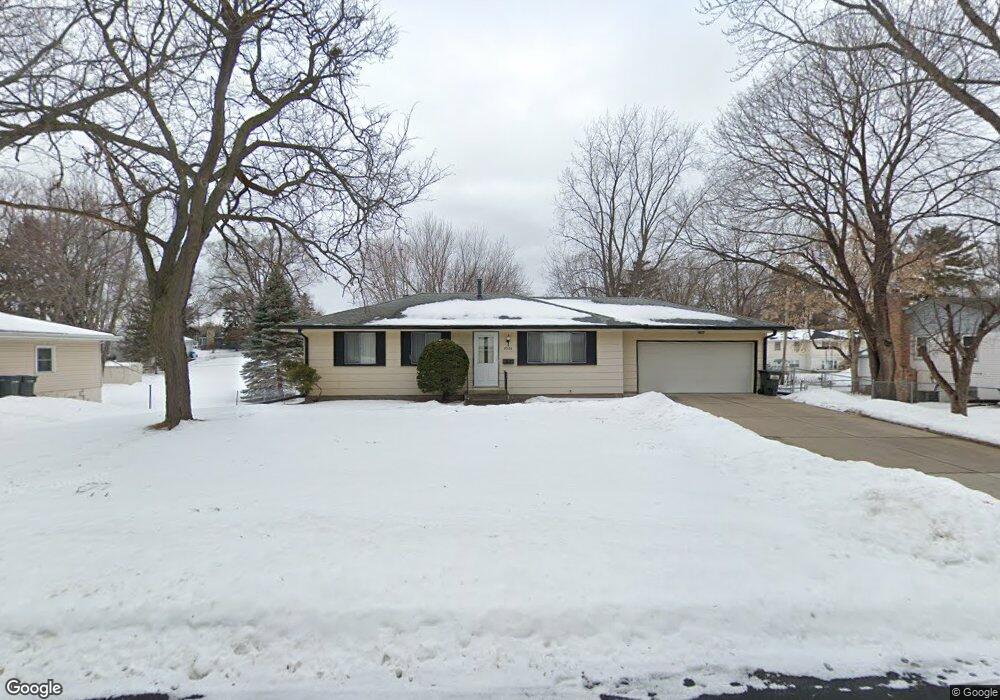 8926 Emerson Ave S, Bloomington, MN 55420 - photo 1