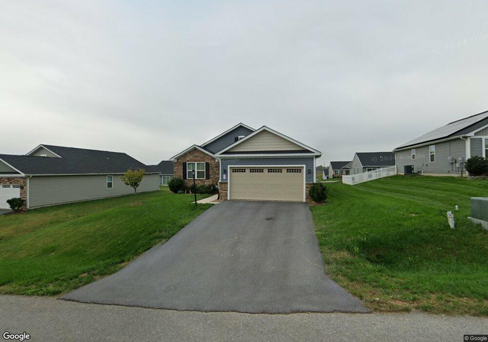 57 Porch Light Ln, Hedgesville, WV 25427 - photo 1